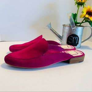Dolce vita magenta mules